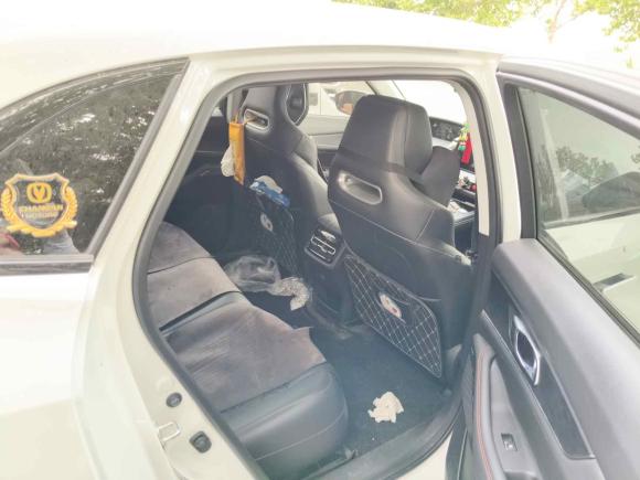 [青岛·鲁U] 二手长安长安UNI-K2021款 2.0T 全轮驱动尊贵型