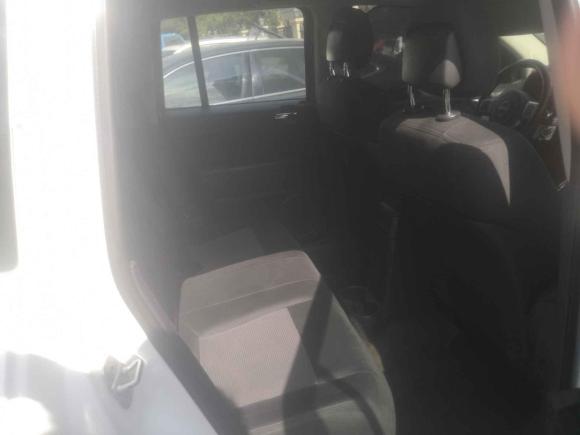 [温州·浙C] 二手Jeep指南者2014款 2.0L 两驱运动版