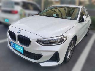 宝马宝马1系2019款118iM运动套装