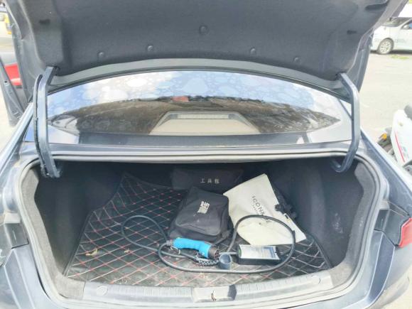 [上海·沪A] 二手比亚迪比亚迪e32020款 高续航版 耀·豪华型