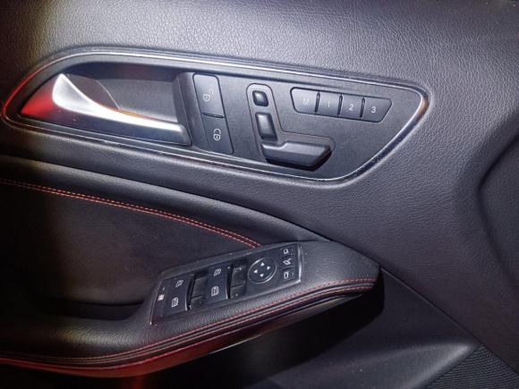 [成都·川Z] 二手奔驰奔驰A级AMG2014款 AMG A 45 4MATIC