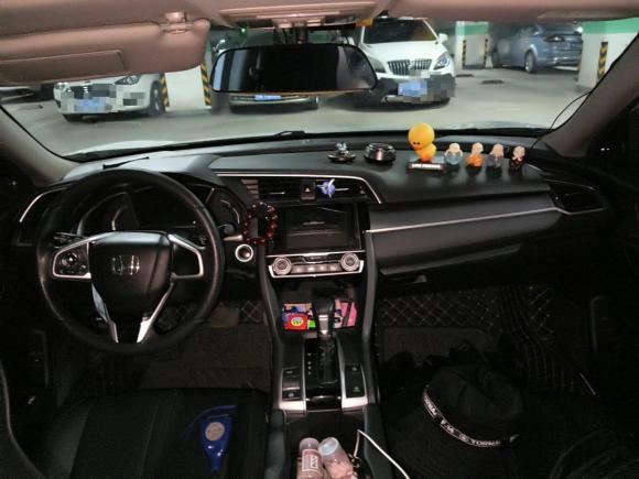 [武汉·鄂A] 二手本田思域2016款 220TURBO CVT豪华版