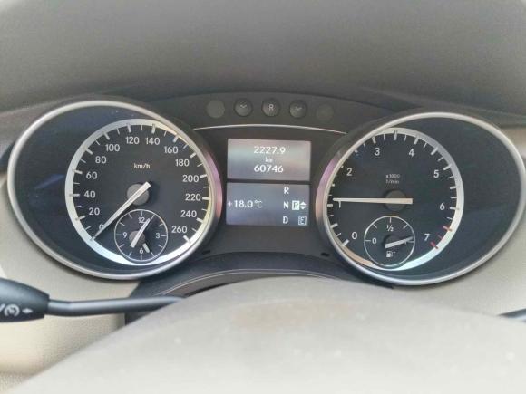 [北京·京N] 二手奔驰奔驰R级2010款 R 350 L 4MATIC