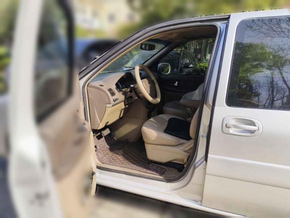 [南京·苏A] 二手别克别克GL82014款 2.4L 经典版