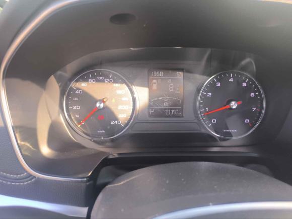 [青岛·鲁B] 二手荣威荣威RX52016款 20T 两驱自动互联网智享版