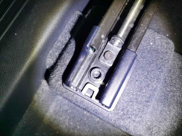 [广州·粤A] 二手奔腾奔腾T992020款 20TD 自动尊享型