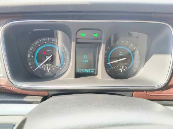 [南京·苏A] 二手别克别克GL82014款 3.0L GT豪华商务豪雅版