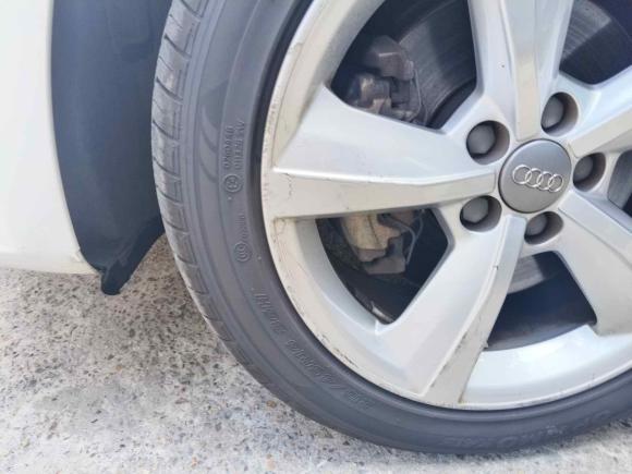 [上海·沪B] 二手奥迪奥迪A12016款 30 TFSI Sportback Design风尚版