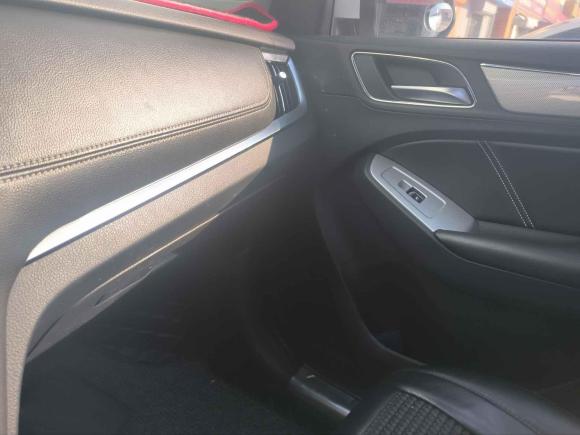 [青岛·鲁B] 二手荣威荣威RX52016款 20T 两驱自动互联网智享版