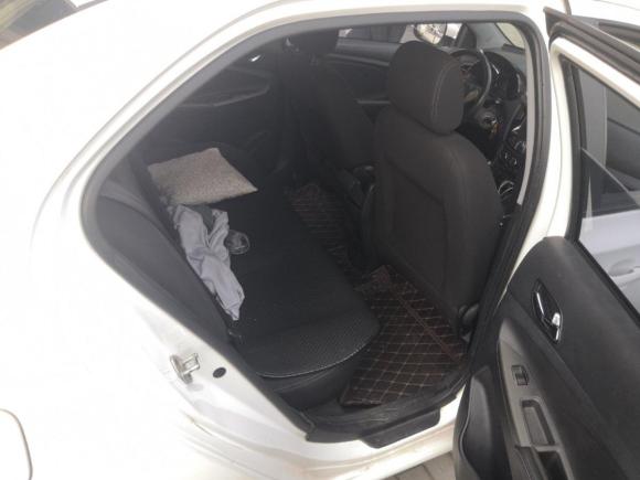 [成都·川A] 二手奇瑞艾瑞泽32015款 1.5L 手动够型版