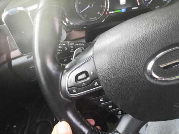 [佛山·粤X] 二手广汽传祺传祺GS82017款 320T 两驱豪华智联版（七座）