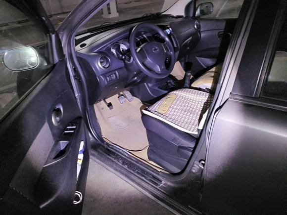 [南京·苏A] 二手日产骊威2010款 劲锐版 1.6L 手动标准型