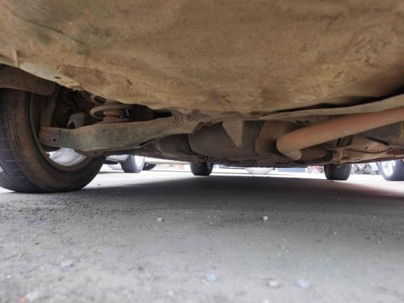 [南昌·赣A] 二手奔腾奔腾B502016款 1.6L 手动豪华型