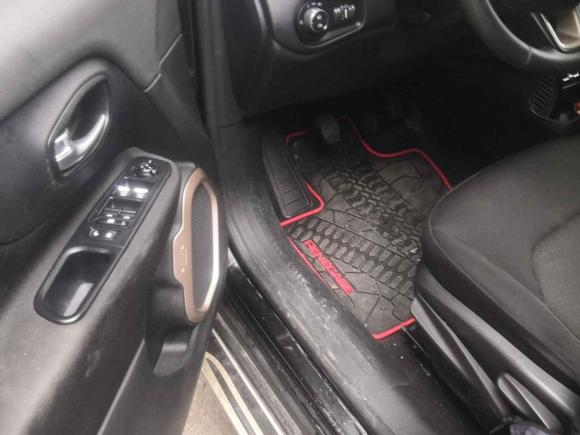 [嘉兴·浙F] 二手Jeep自由侠2017款 180T 手动动能版