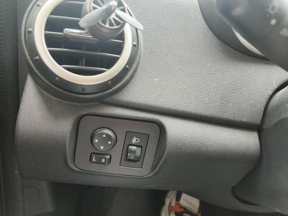 [武汉·鄂A] 二手奇瑞新能源小蚂蚁2018款 300 4座智享版