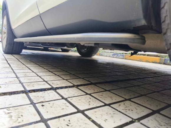 [上海·沪L] 二手路虎发现神行2015款 2.0T HSE LUXURY