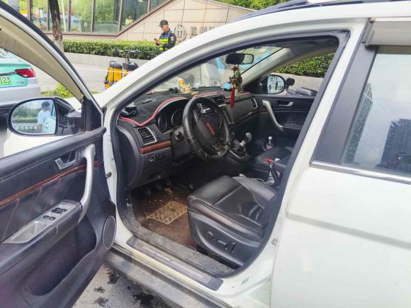 [杭州·浙J] 二手哈弗哈弗H62014款 运动版 1.5T 手动两驱精英型