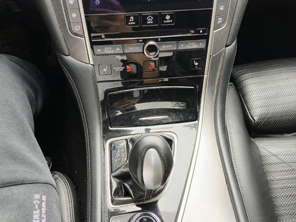 [无锡·苏B] 二手英菲尼迪英菲尼迪Q502014款 3.7L 豪华运动版