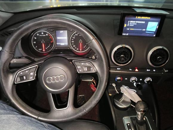 [嘉兴·浙F] 二手奥迪奥迪A32017款 Sportback 35 TFSI 时尚型