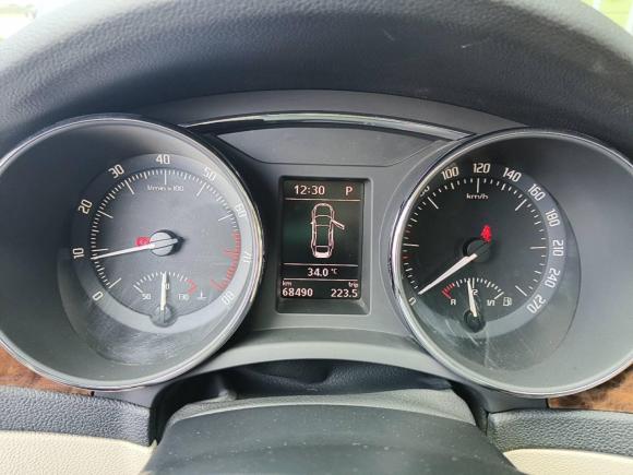 [上海·沪A] 二手斯柯达昊锐2012款 1.8TSI 自动贵雅版