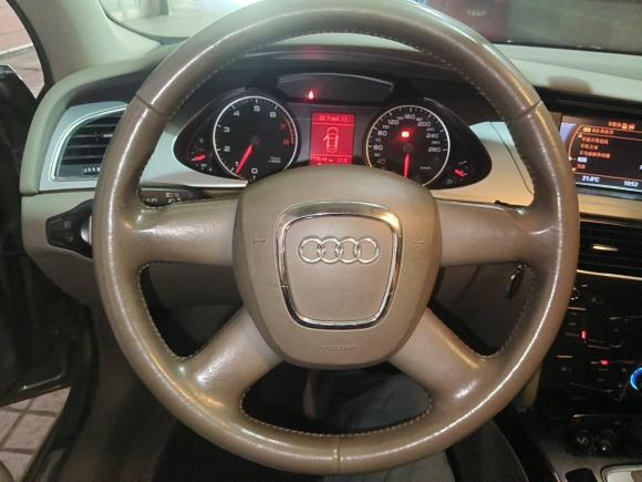 [上海·沪E] 二手奥迪奥迪A4L2011款 2.0 TFSI 舒适型