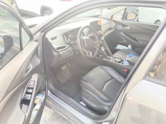 [上海·豫S] 二手雪佛兰沃兰多2020款 轻混 Redline 530T 自动纵享版（5+2款）