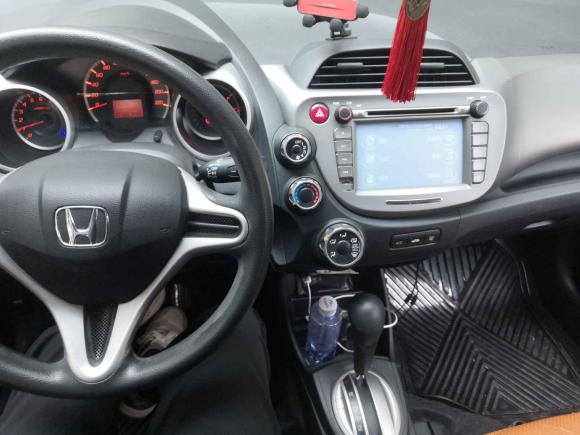 [上海·沪C] 二手本田飞度2011款 1.3L 自动舒适版