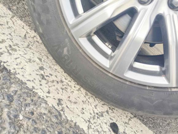 [苏州·苏A] 二手凯迪拉克凯迪拉克XT42018款 28T 两驱领先型