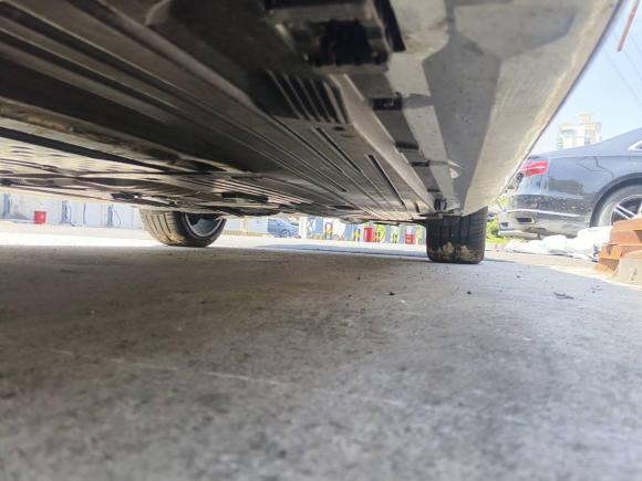 [上海·闽C] 二手奔驰奔驰C级2024款 C 260 L 运动版