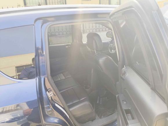 [青岛·鲁U] 二手Jeep指南者2012款 2.4L 四驱都市版