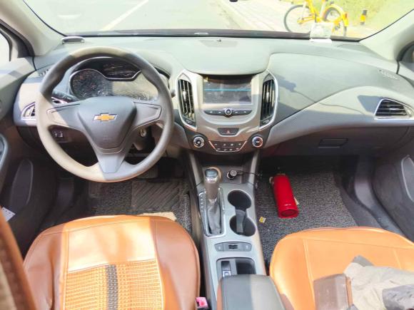 [成都·川A] 二手雪佛兰科鲁兹2018款 320 自动先锋天窗版