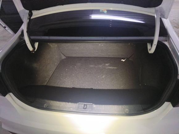 [苏州·苏F] 二手荣威荣威i62019款 PLUS 1.6L CVT 4G互联旗舰大赞版