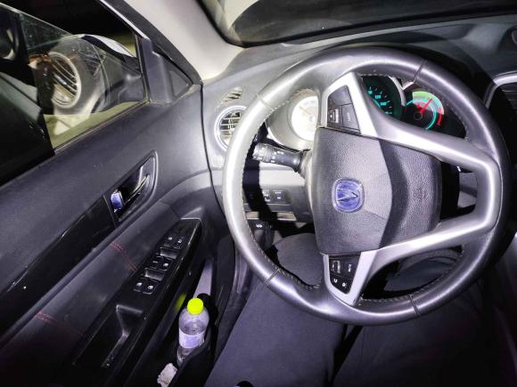 [青岛·鲁B] 二手长安逸动新能源2016款 纯电动豪华型