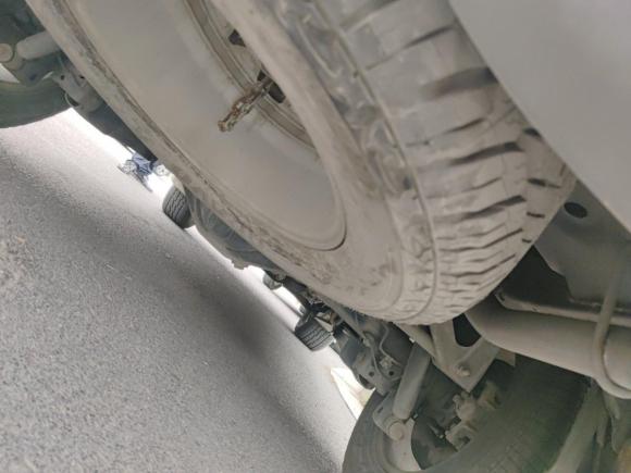 [湖州·浙E] 二手江铃驭胜S3502013款 2.4T 自动四驱柴油豪华版5座