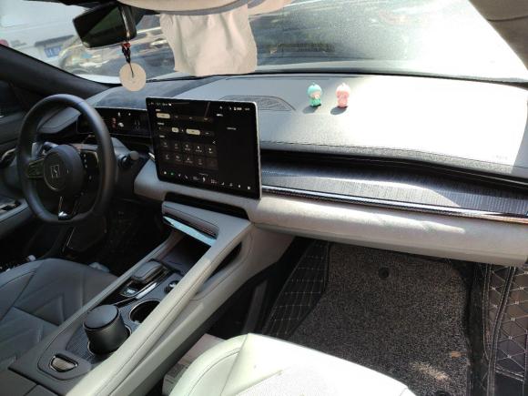 [广州·粤A] 二手极氪极氪0012022款 超长续航单电机 WE版