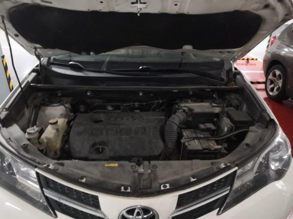 [上海·沪A] 二手丰田RAV4荣放2013款 2.0L CVT四驱新锐版