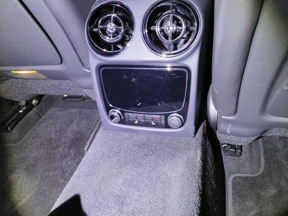 [上海·沪D] 二手捷豹捷豹XJ2015款  XJL 3.0 SC 两驱全景商务版