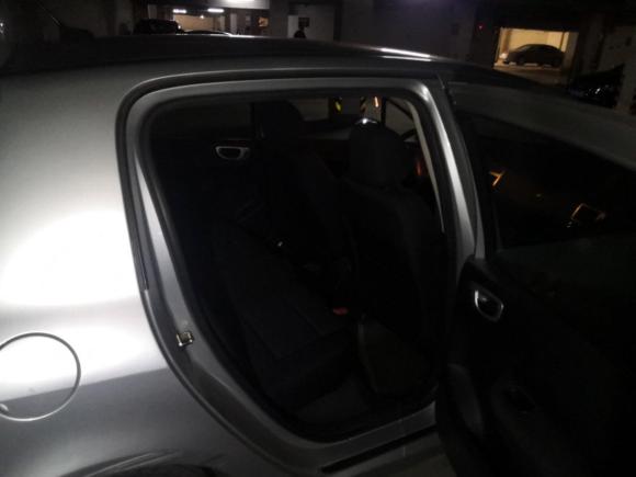 [无锡·苏B] 二手标致标致3072010款 两厢 1.6L 自动舒适版