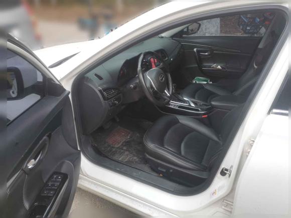 [芜湖·皖B] 二手广汽传祺传祺GA62016款 235T DCT精英版