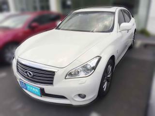 英菲尼迪英菲尼迪Q702013款 Q70L 2.5L 雅致版