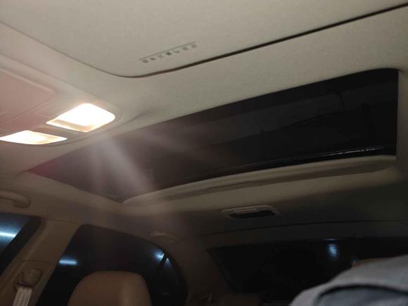 [上海·沪L] 二手现代领翔2009款 2.0L AT DLX