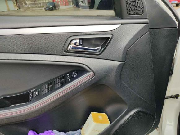 [南通·苏F] 二手奔腾奔腾B702016款 2.0L 自动豪华型