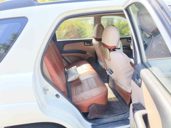 [青岛·鲁B] 二手起亚狮跑2013款 2.0L 自动两驱版GL