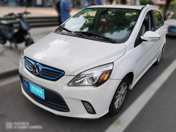 北汽新能源EV系列2015款 EV160 轻秀版「上海二手车」「天天拍车」
