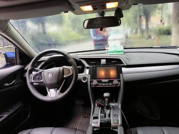 [无锡·苏M] 二手本田思域2016款 220TURBO CVT豪华版