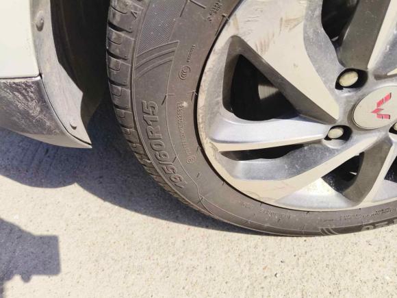 [无锡·苏B] 二手五菱汽车五菱宏光2016款 1.5L S1尊享型国V