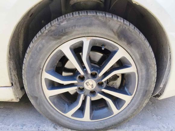 [济南·鲁A] 二手荣威荣威e5502016款 旗舰版