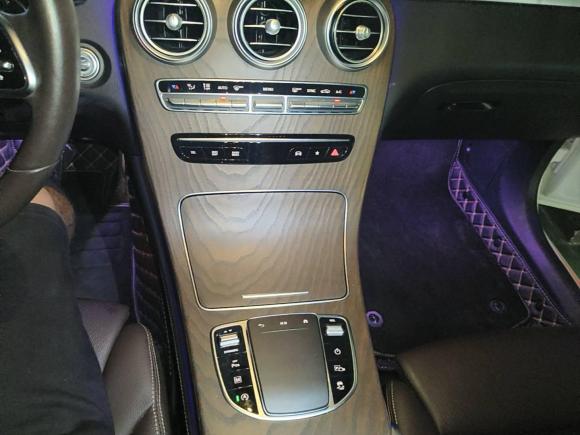 [深圳·粤B] 二手奔驰奔驰GLC2020款 改款 GLC 260 L 4MATIC 豪华型