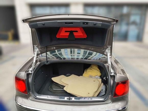 [杭州·浙A] 二手大众辉腾2009款 3.6L V6 4座加长行政版