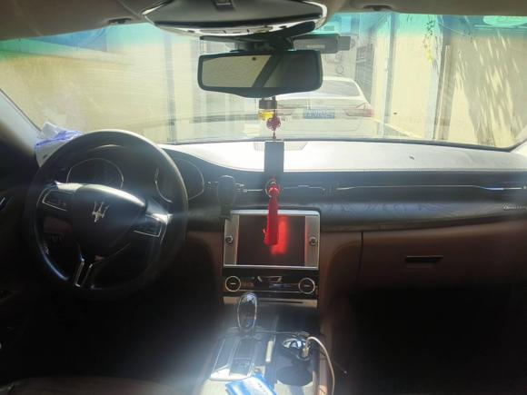 [上海·沪B] 二手玛莎拉蒂总裁2013款 3.0T 标准型